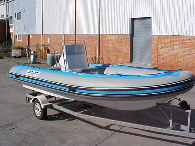 5.5m Monohull Semi-Rigid